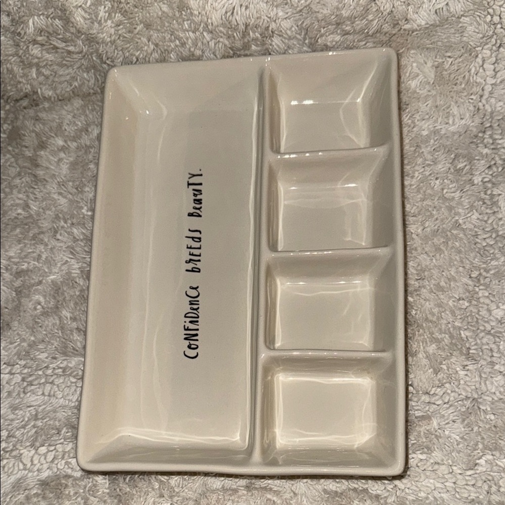 Rae Dunn Cream Jewelry Organizer - Picture 8 of 12
